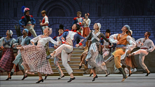 What are the unique design elements of the noble costumes in the ballet "The Flames of Paris"?