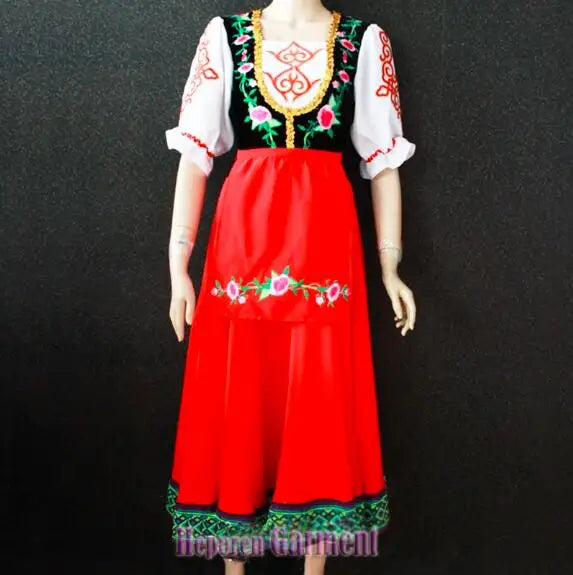 High Quality Red Or Purple Russia National Costumes Female Suit Russian Tradtional Clothing Dance Party Dress