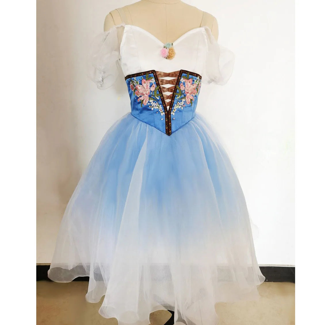 High-Quality Customized Giselle Gradient Color Soft Ballet Dresses Nightgown Skirt, Coppelia Ballet Dress Retail Wholesale HB545